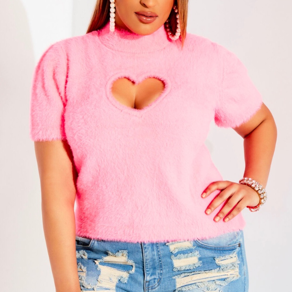NWT! Fuzzy fur eyelash ivory heart cut out sweater plus size 3x 
Valentines